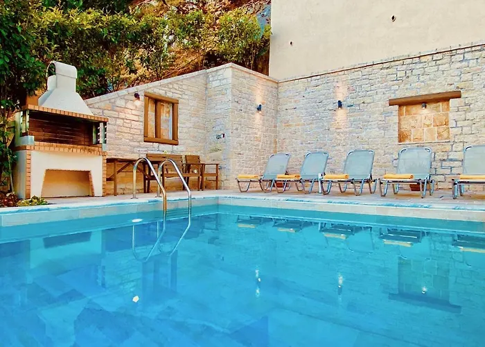 Luxury With Heatable Private Pool By Dadovillas *