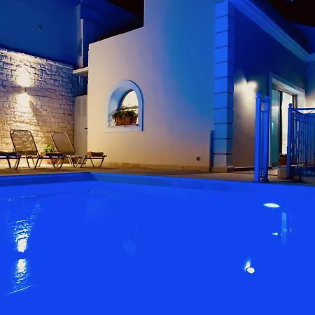 Luxury With Heatable Private Pool By Dadovillas * Καλάμι