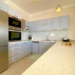 וילה Luxury With Heatable Private Pool By Dadovillas *